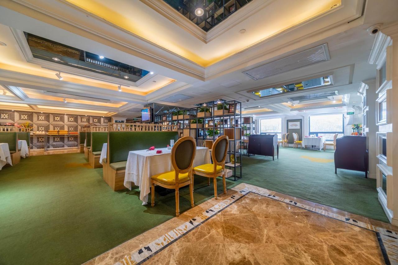 Ramada Yichang Hotel Εξωτερικό φωτογραφία