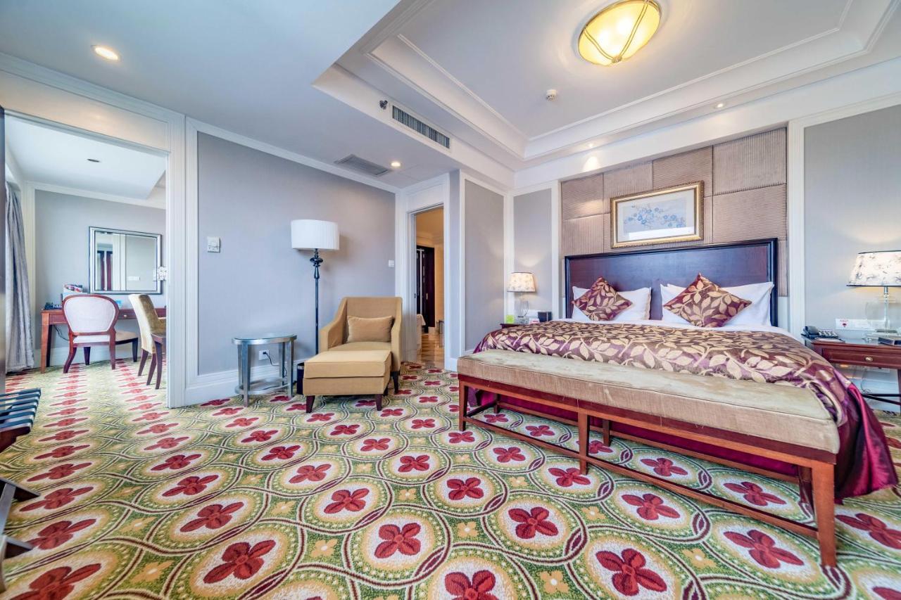 Ramada Yichang Hotel Εξωτερικό φωτογραφία
