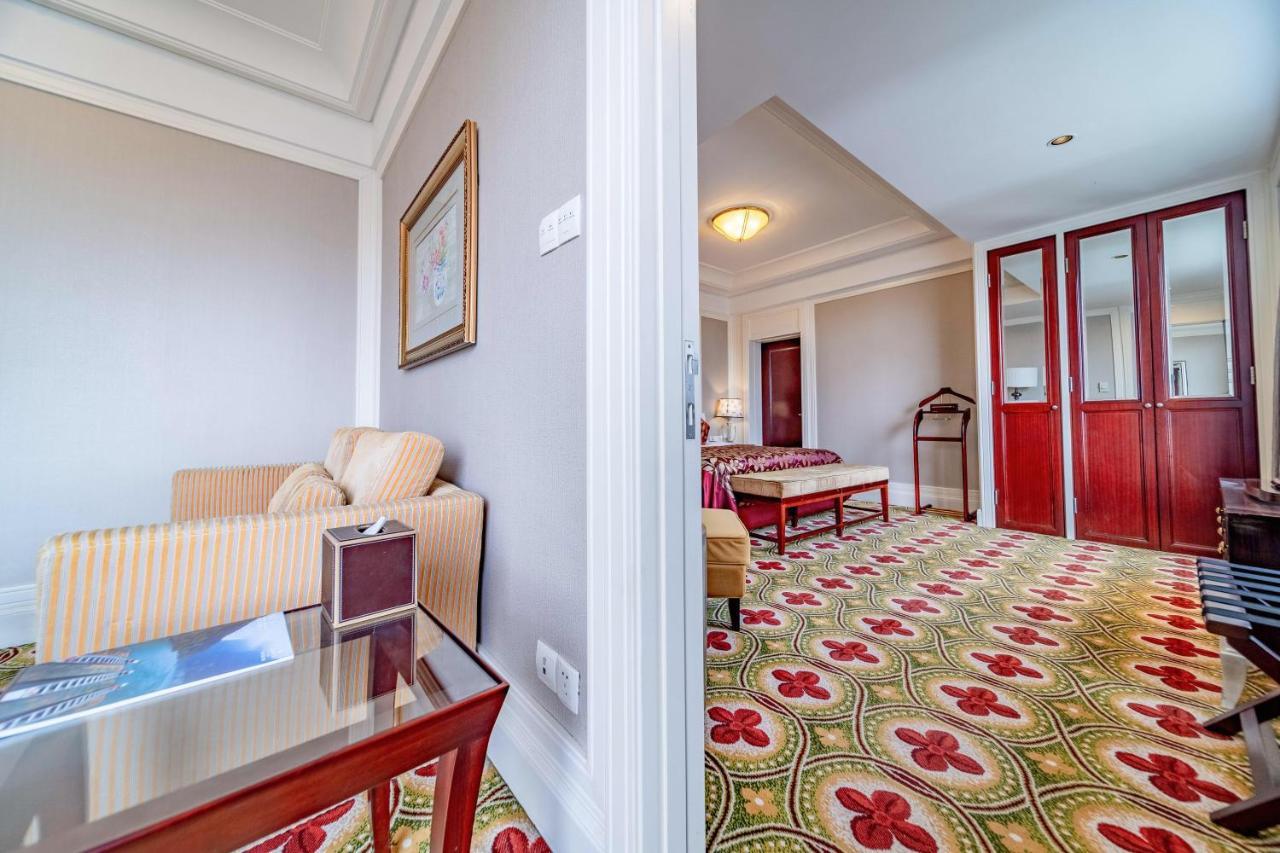 Ramada Yichang Hotel Εξωτερικό φωτογραφία
