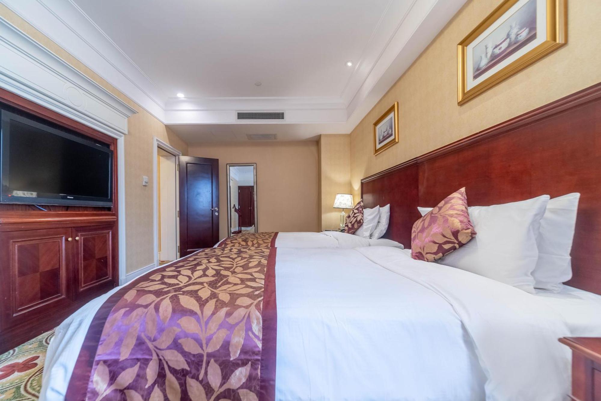 Ramada Yichang Hotel Εξωτερικό φωτογραφία