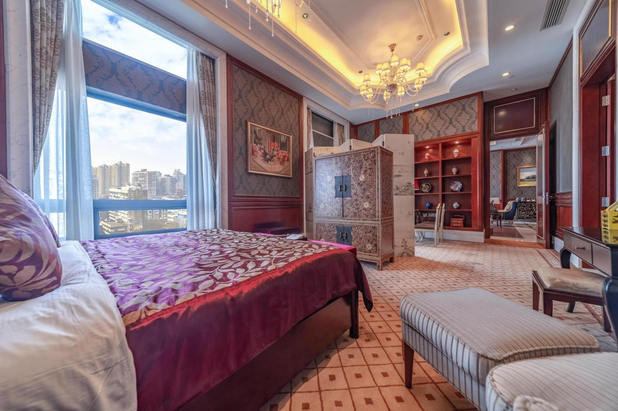 Ramada Yichang Hotel Εξωτερικό φωτογραφία