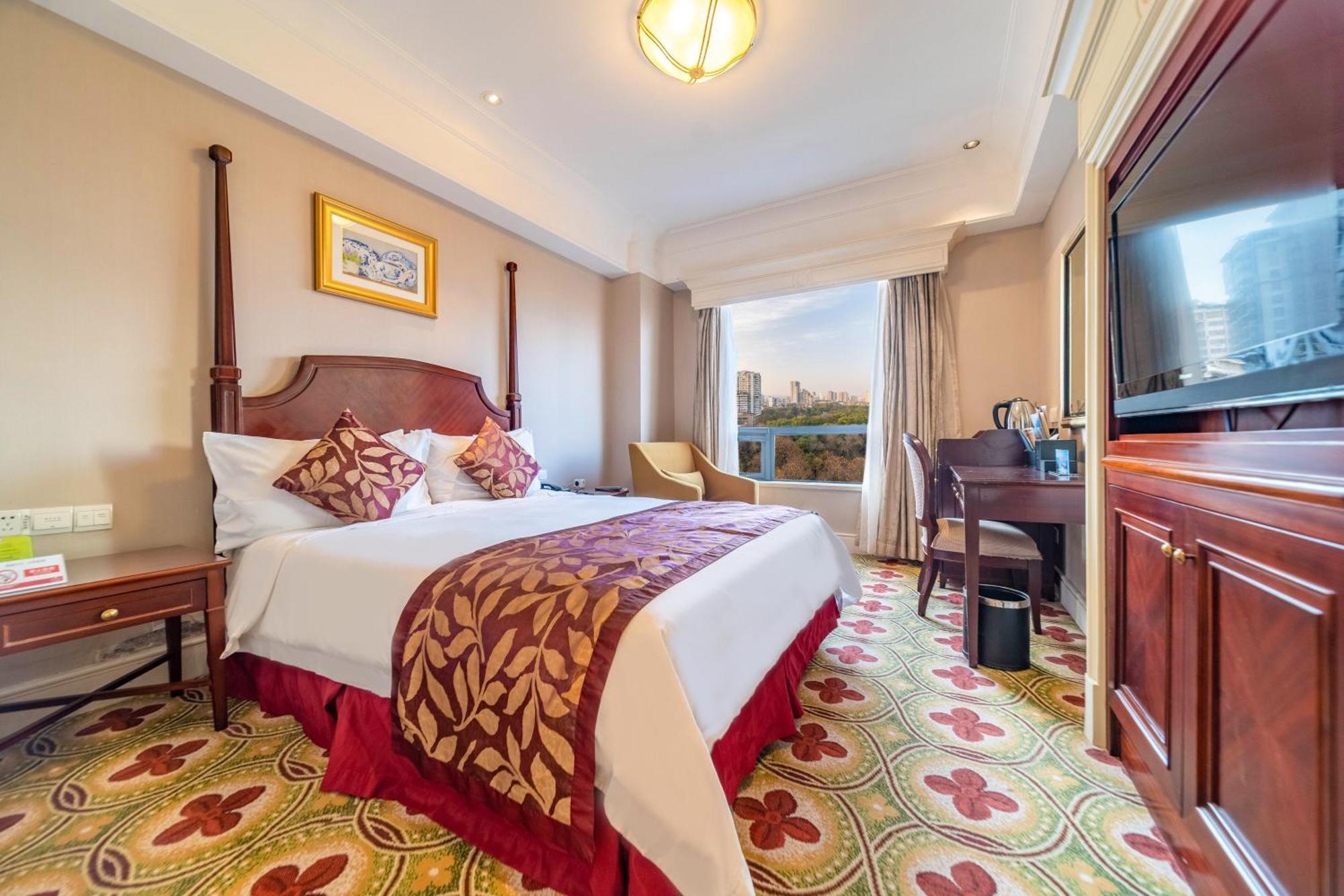 Ramada Yichang Hotel Εξωτερικό φωτογραφία