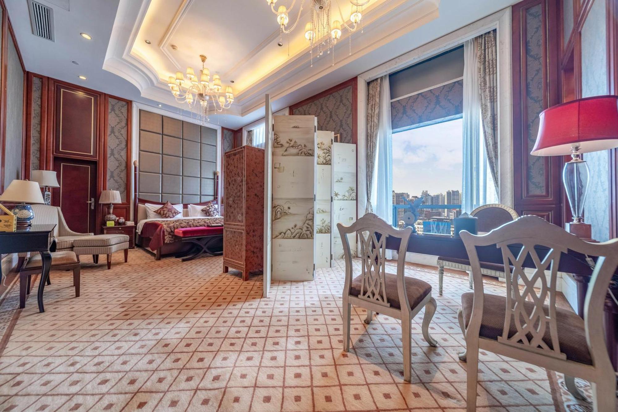 Ramada Yichang Hotel Εξωτερικό φωτογραφία