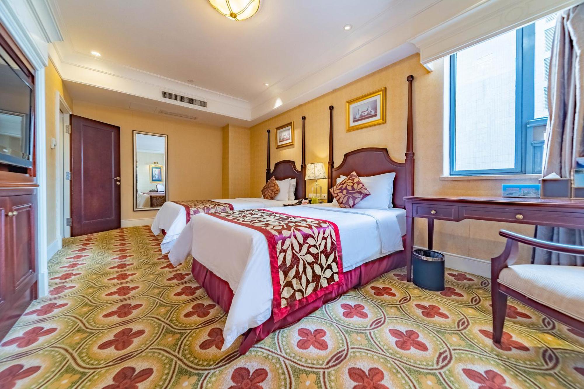 Ramada Yichang Hotel Εξωτερικό φωτογραφία