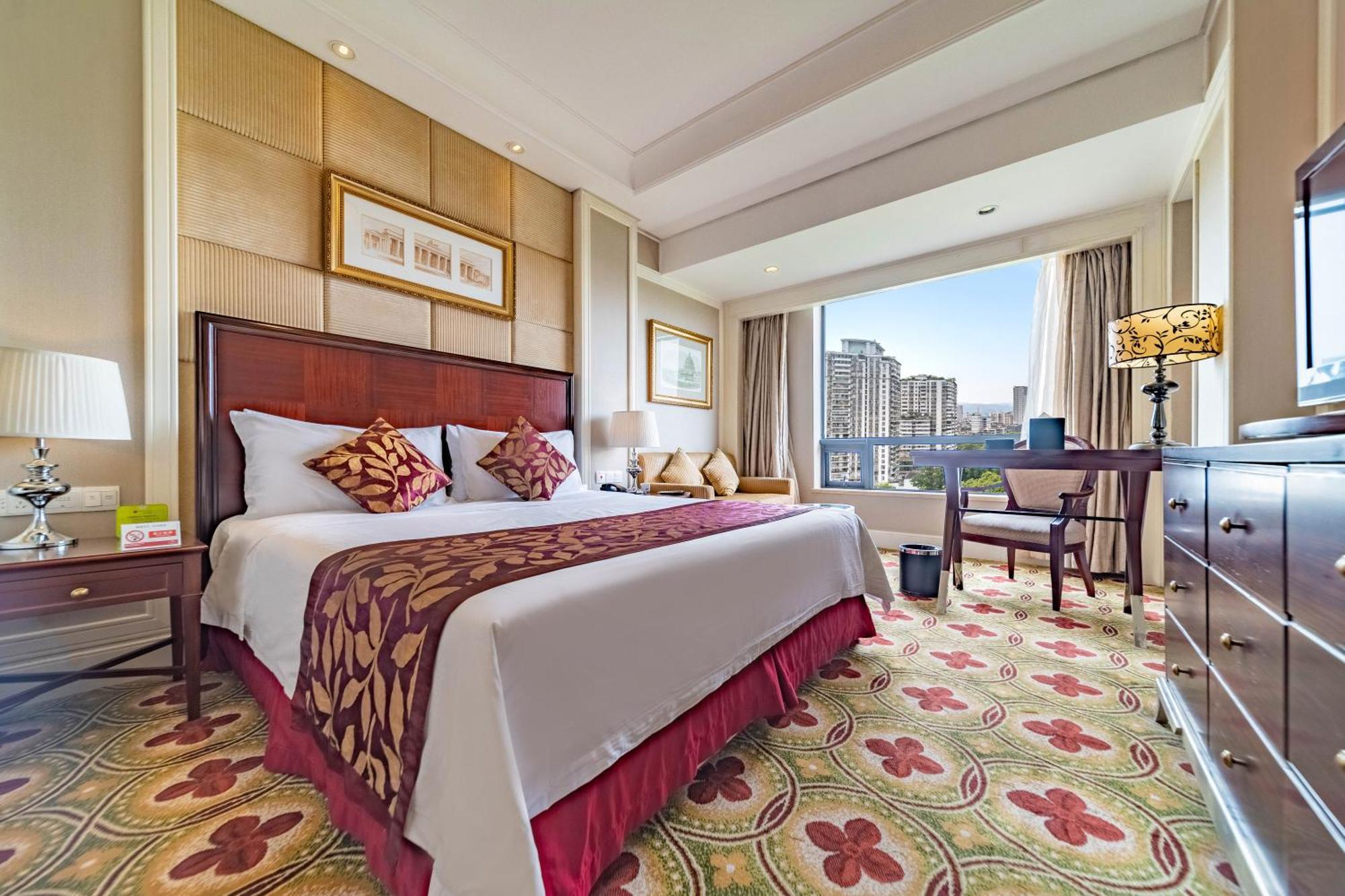 Ramada Yichang Hotel Εξωτερικό φωτογραφία